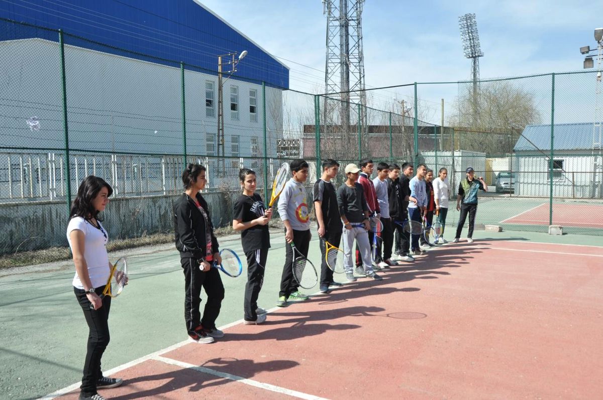 Van'da Ücretsiz Tenis Kursu
