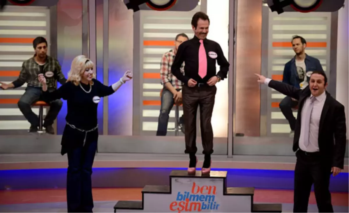 Yalan Dünya Ben Bilmem Eşim Bilir\'de