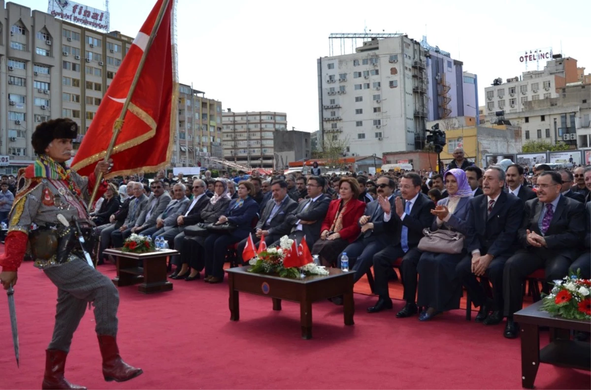 Adana\'da \'Kültür Günleri\' Mehteran Gösterisiyle Başladı