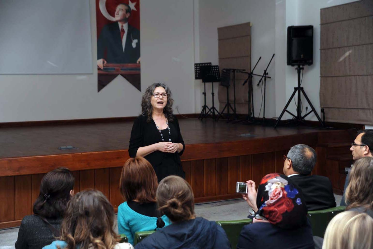 Altındağ\'da "Bahar ve Barış" Etkinliği Farklı Kültürleri Buluşturdu