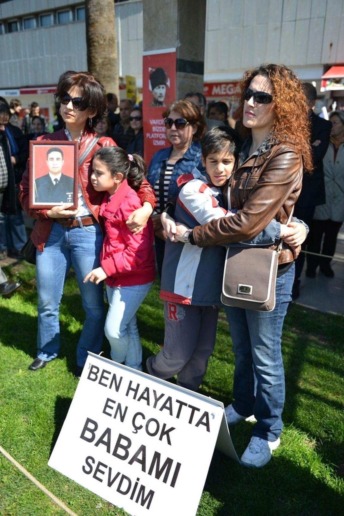 Balyoz Davasında Ceza Alan Askerlerin Mektuplarını Okudular