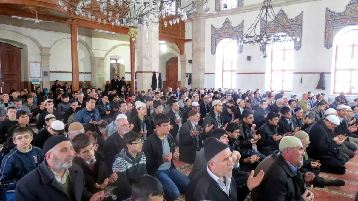 Bediüzzaman Said Nursi İçin Mevlid-İ Şerif Okutuldu