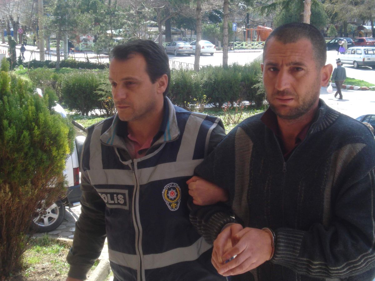 Emeklilerin Parasını Çalan Hırsız Yakalandı