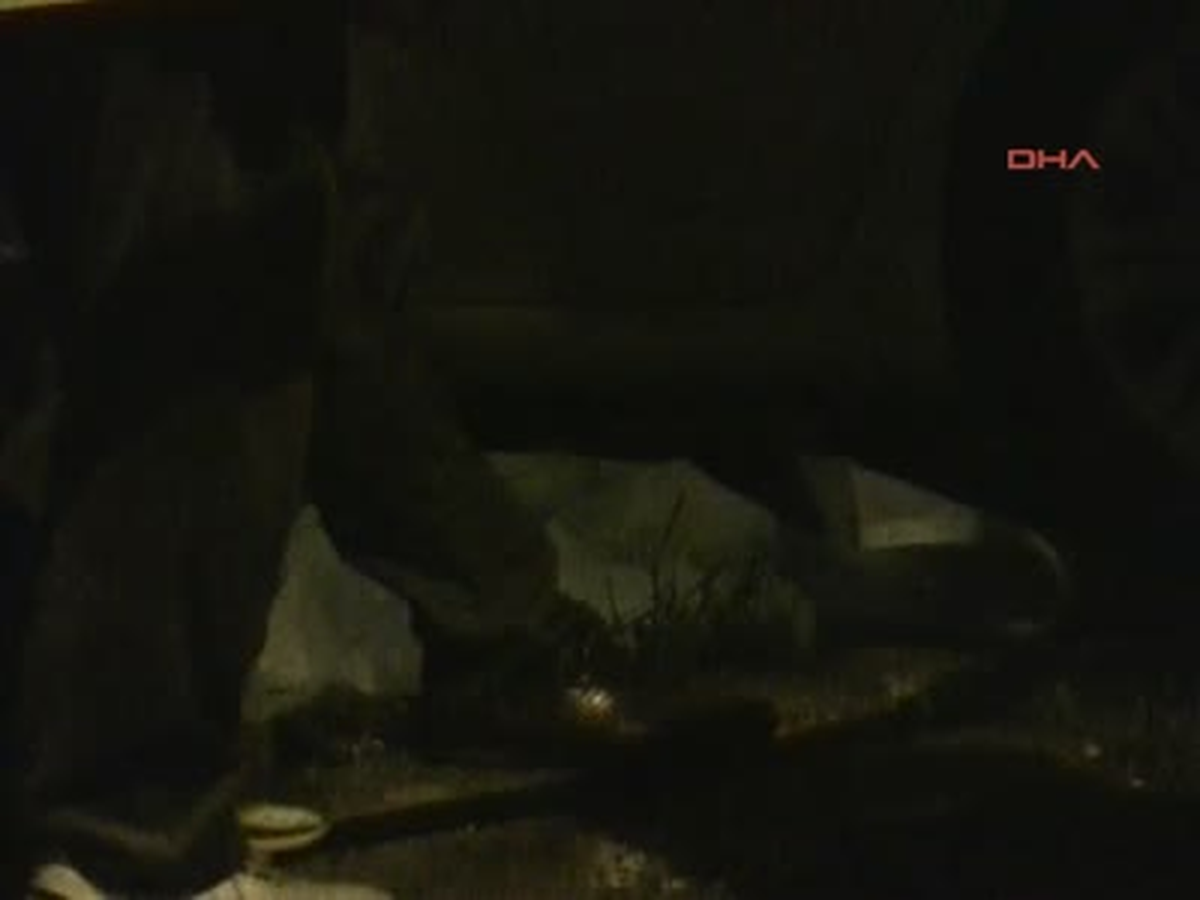Evin Banyosunda Doğurduğu Bebeği 6\'ncı Kattan Attı