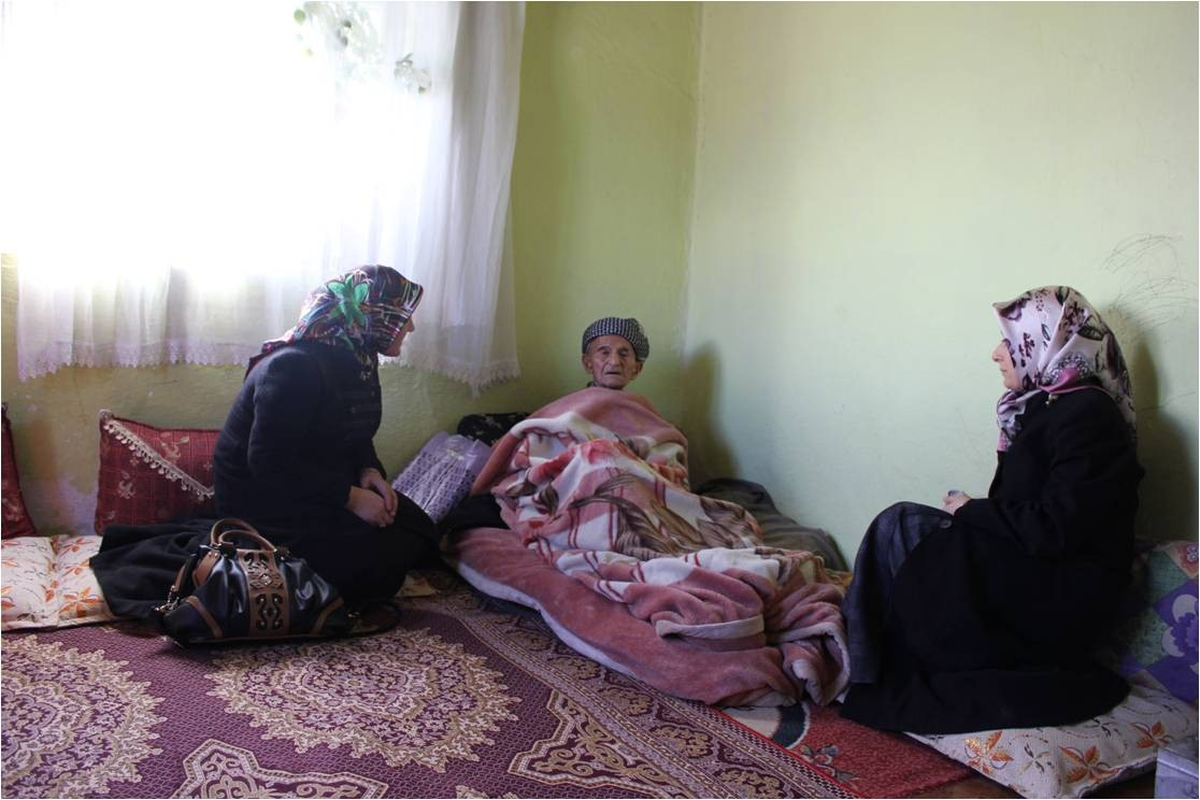 Hakkari\'de Yaşlılara Saygı Haftası Etkinlikleri