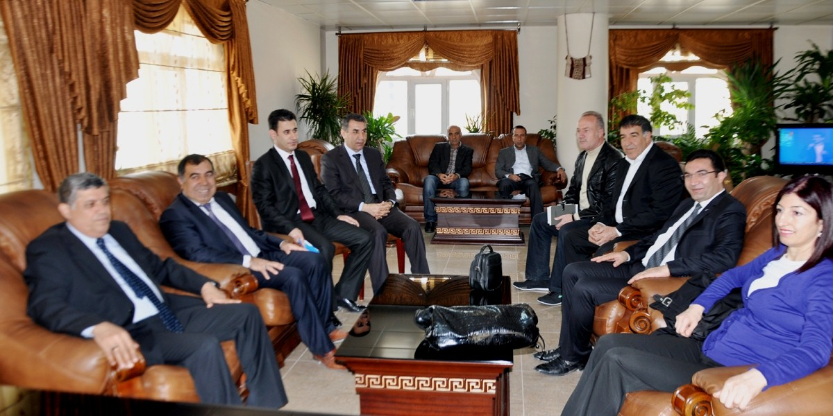 Kamu Müdürlerinden Kızıltepe Belediye Başkanı Türk\'e Ziyaret