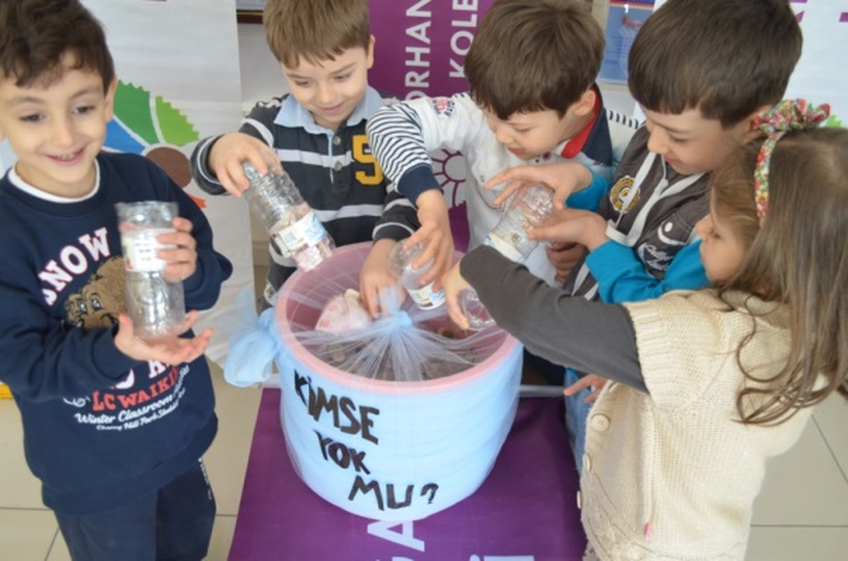 Kimse Yok Mu Öğrenciler ile Afrika'da Su Kuyusu Açıyor