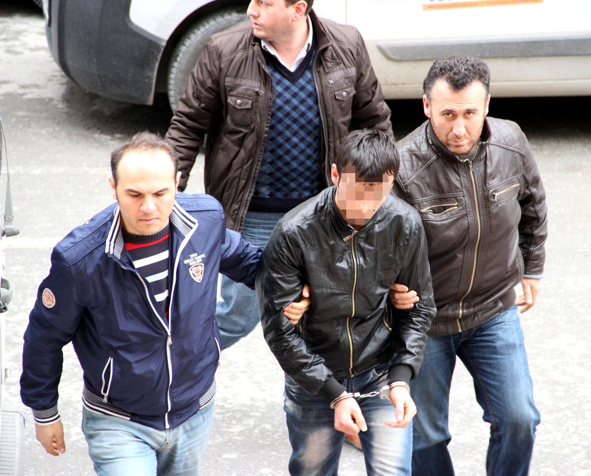 Kız Arkadaşını Bıçakla Ağır Yaralayan Zanlı Adliyeye Sevk Edildi