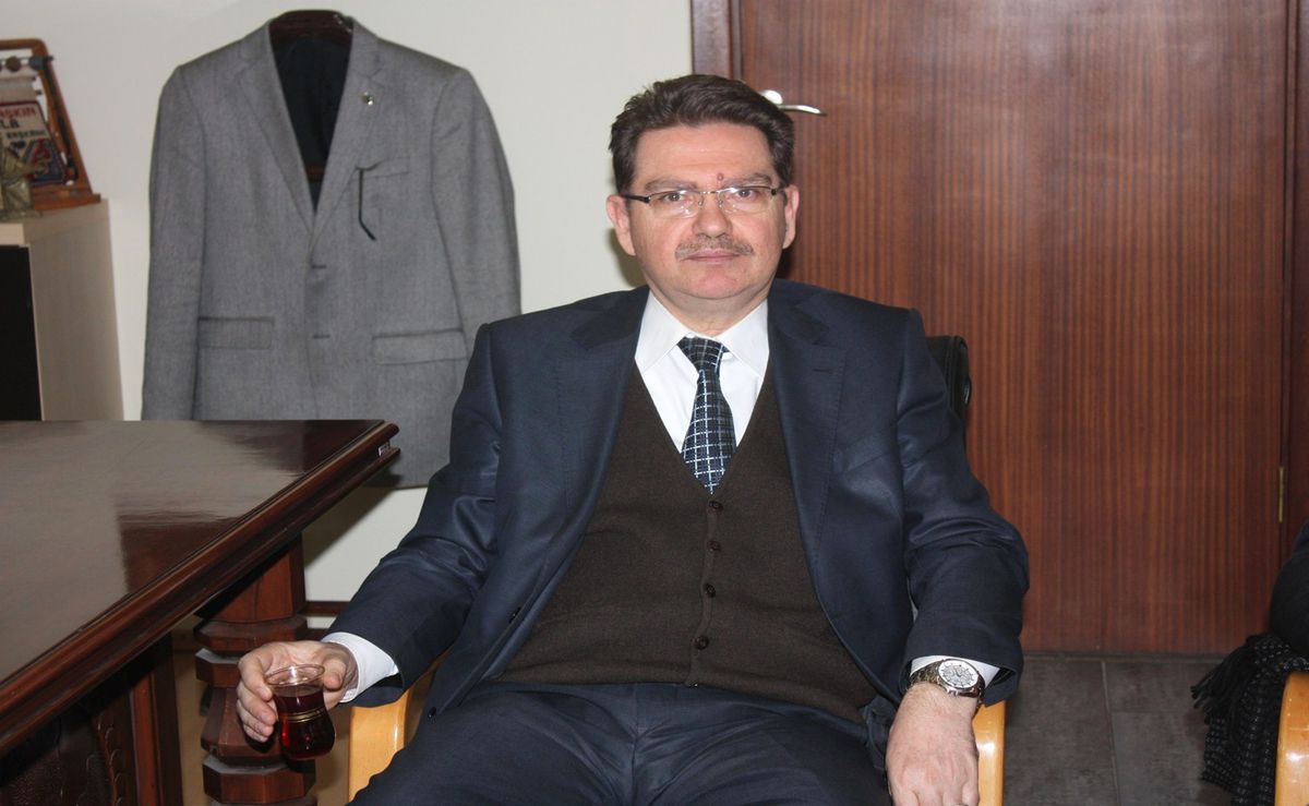 Manisa Deftardarı Dede, Veda Ziyaretlerine Başladı