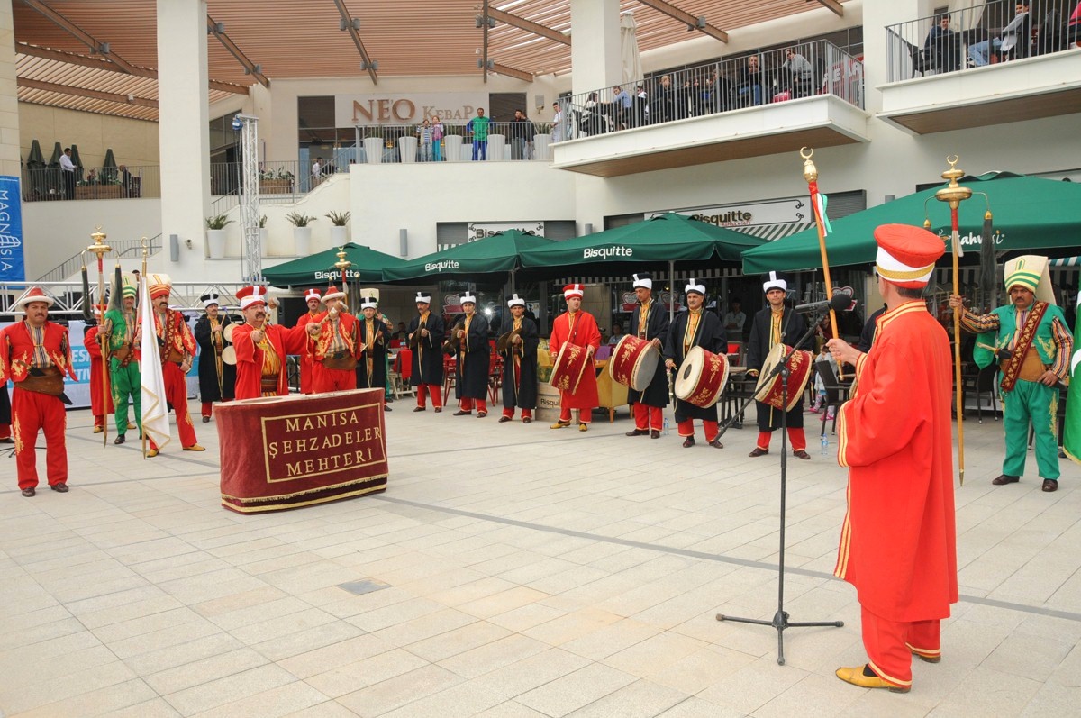 Manisa Magnesia\'da Şehzadeler Mehteri Konseri