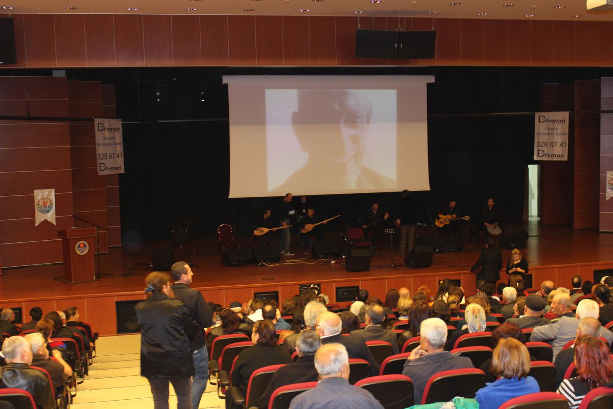 Mersin\'de Aşık Veysel Anıldı
