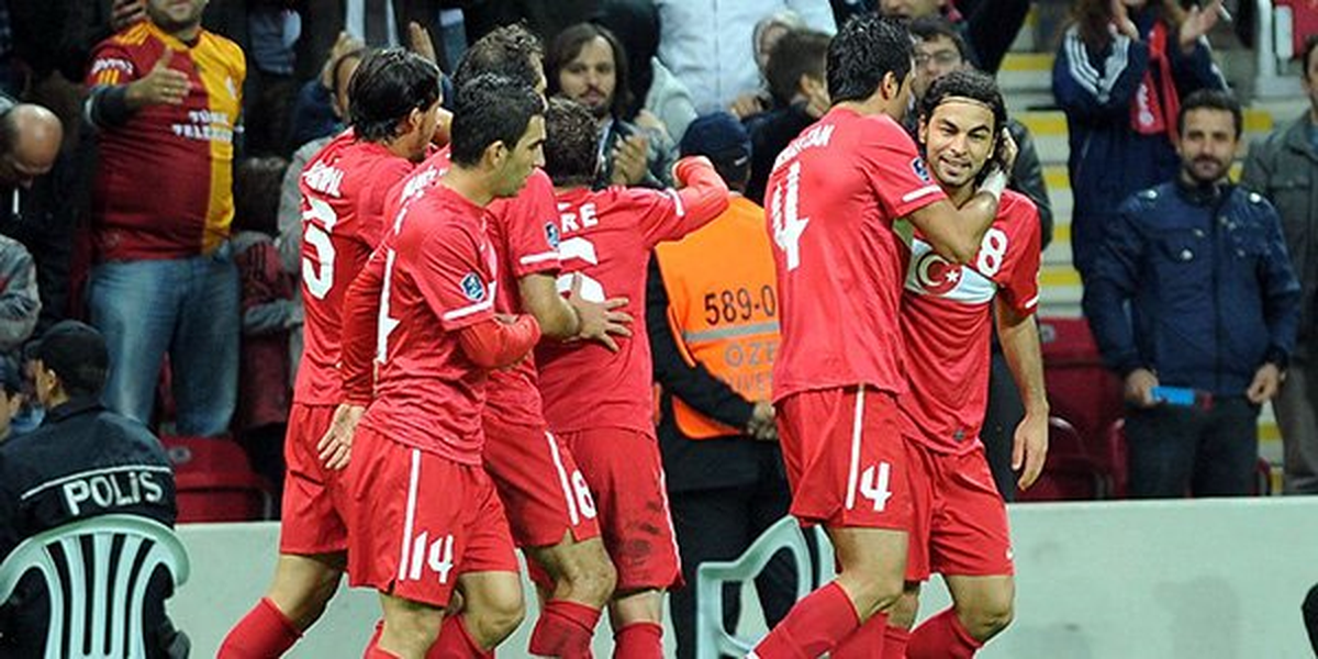 Milli Futbolcular Galibiyetten Memnun