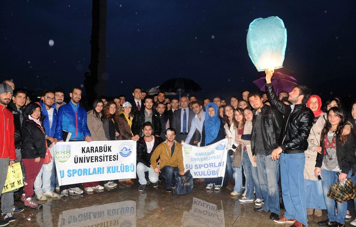 Su Gününü Dilek Balonuyla Kutladılar
