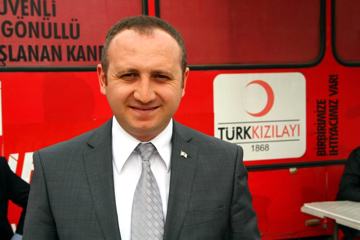 Türk Kızılayı Bölgenin Yüzde 70\'lik Kan İhtiyacını Karşılıyor