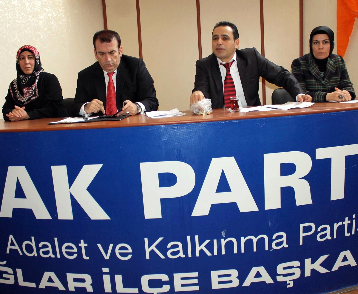 Yurt Partisi Diyarbakır İl Başkanı ve Heyeti, AK Parti\'ye Katıldı