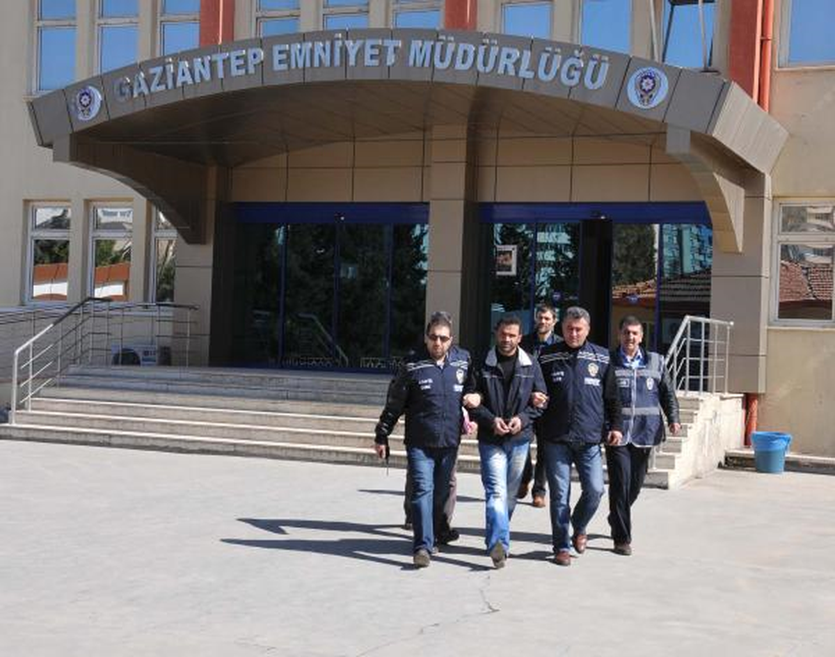 5 Kadının Kulağındaki Küpeleri Çalan Şüpheli Yakalandı