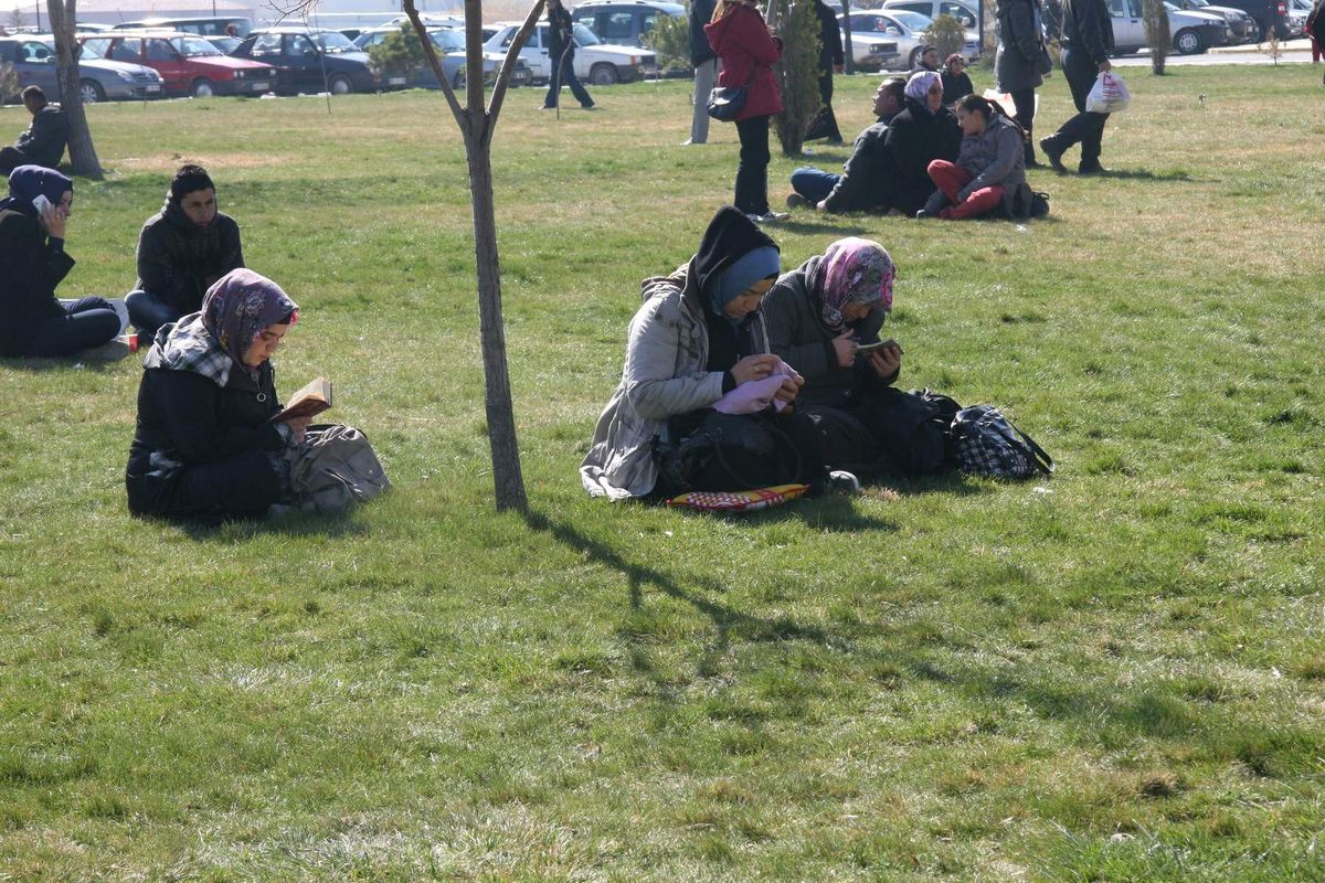Afyonkarahisar\'da Ygs\'de 14 Bin Kişi Ter Döktü