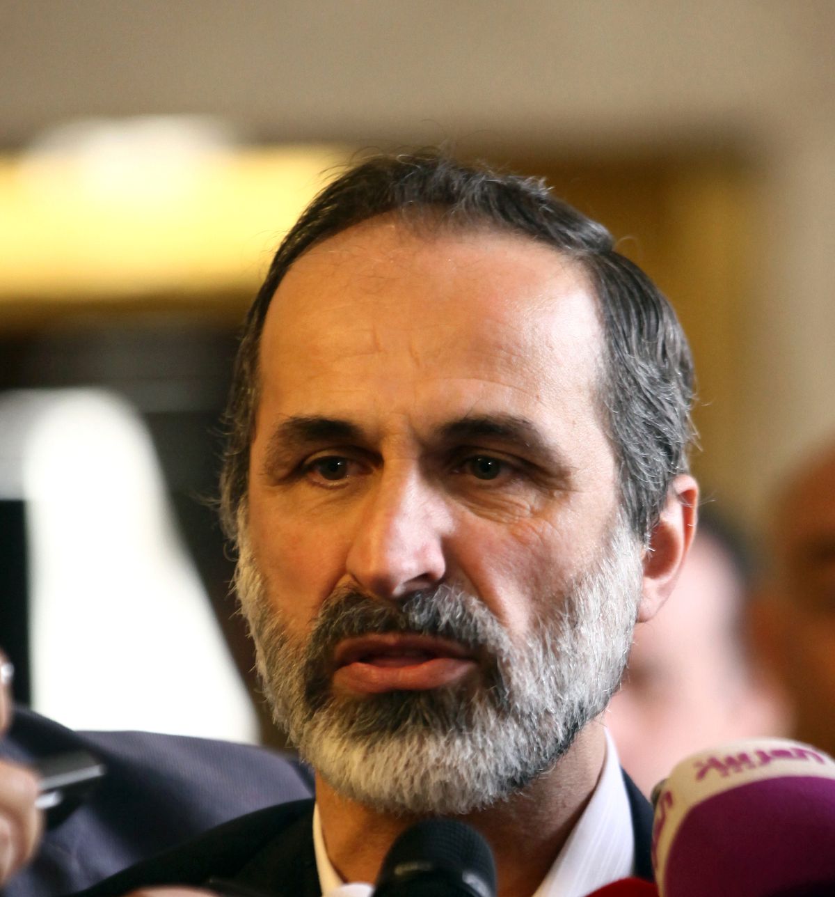 Ahmed Muaz El-Hatip İstifa Etti