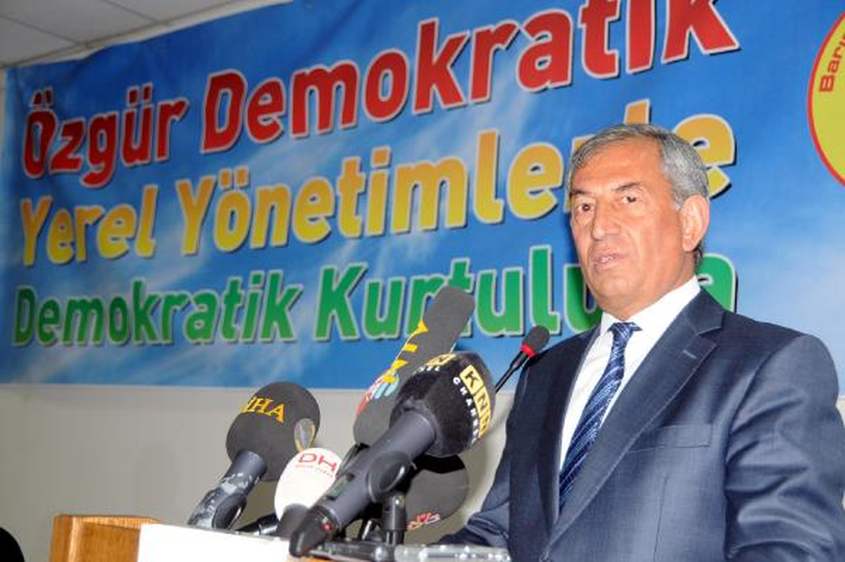 Geri Çekilme ve Yeni Anayasanın Bir Kaç Ay İçinde Hayat Bulmasını Bekliyoruz