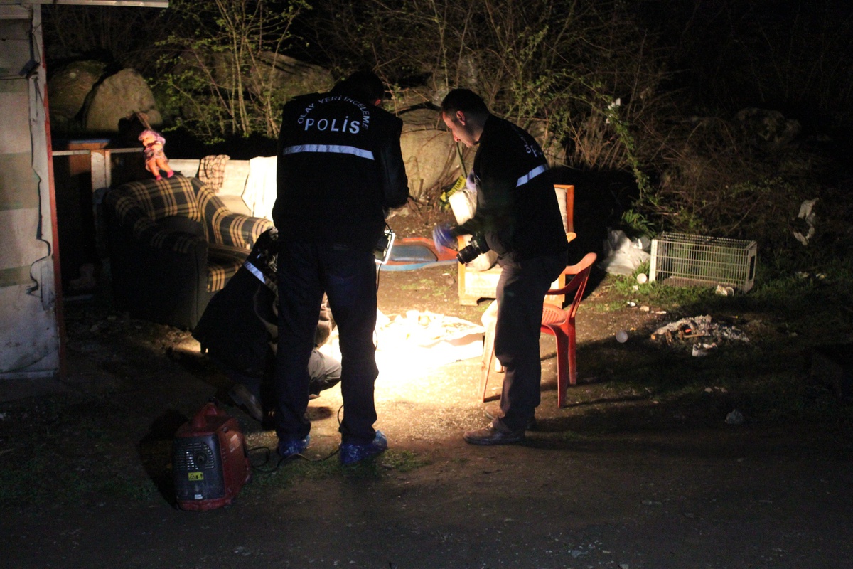 (Düzeltme) Mangal Yaparken Maganda Kurşununa Hedef Oldu