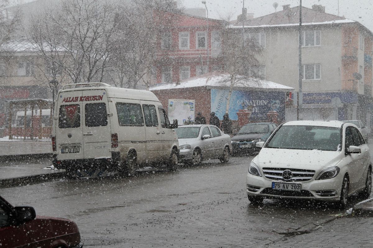 Eruh\'ta Kar Yağışı Etkili Oldu