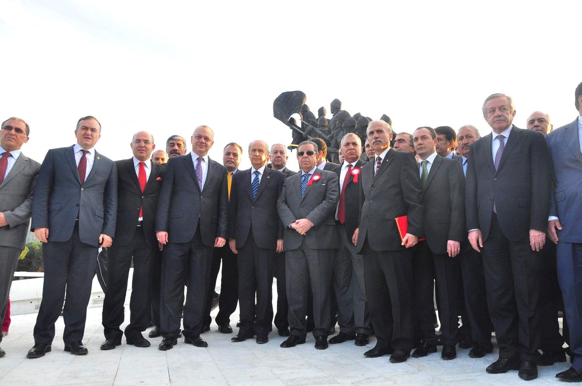 MHP Genel Başkanı Bahçeli Manisa\'da