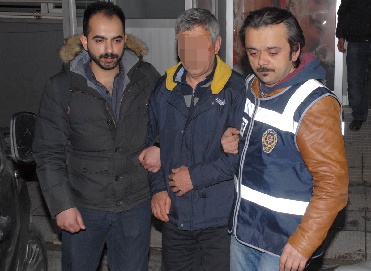 Tartıştığı Kişiyi 7 Yerinden Bıçakladı