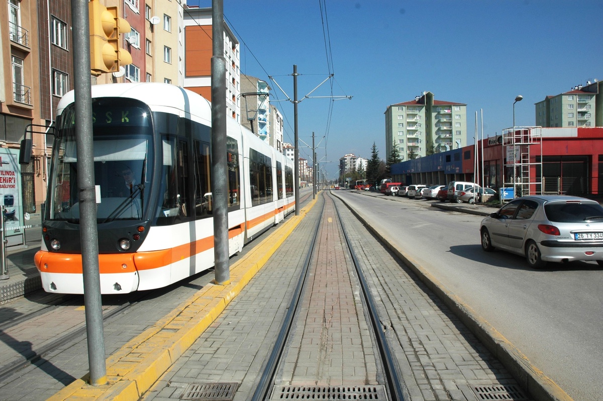 Ygs Öğrencileri, Tramvayların Azizliğine Uğradı