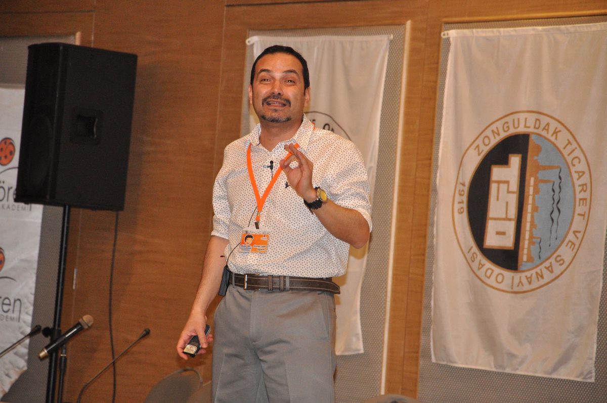 Zonguldak\'ta "Perakendecilikte Başarının Sırları" Semineri