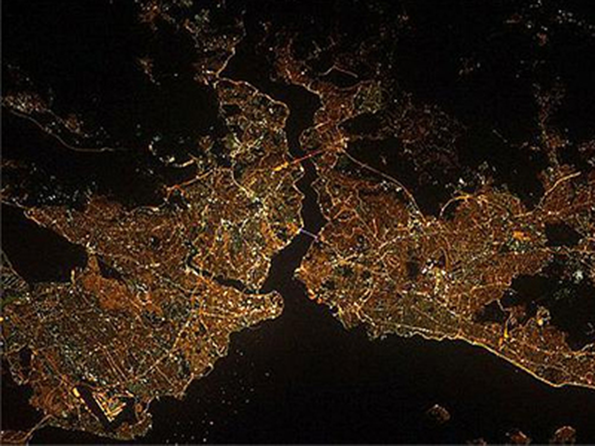 380 KM Yukarıdan İstanbul