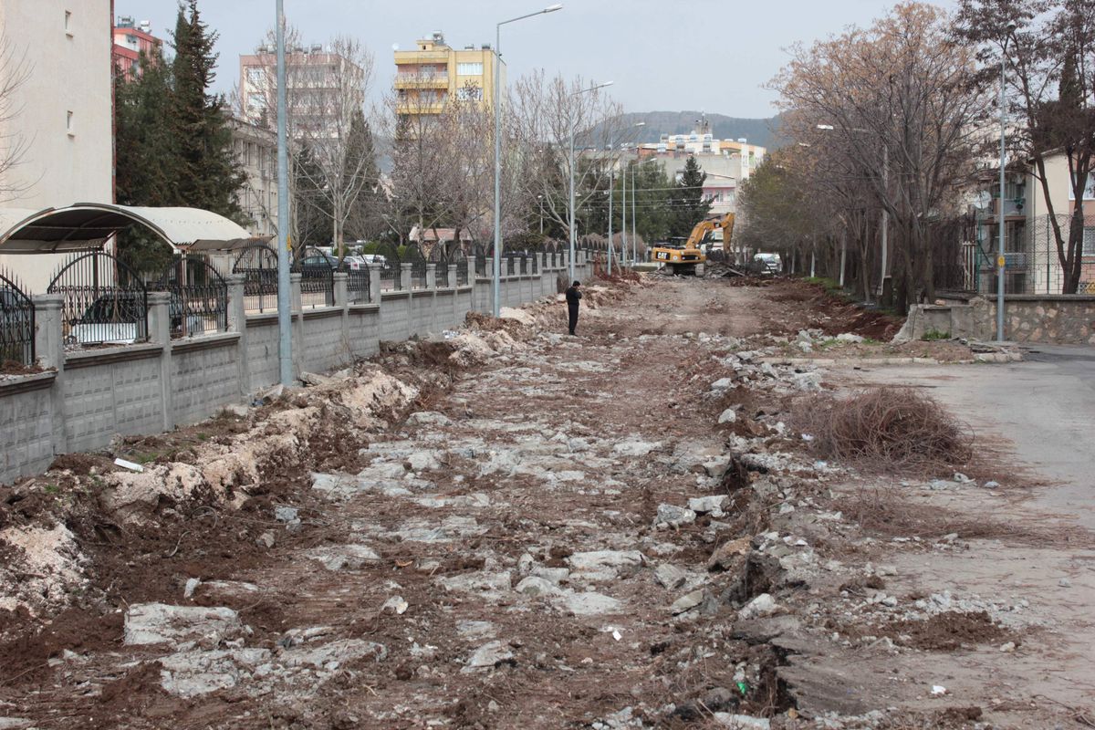 Adıyaman\'da Yol Yapım Çalışmaları