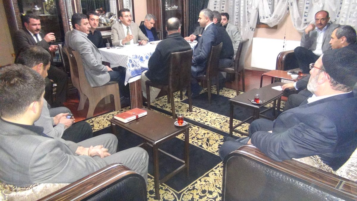 Ak Parti, Göztepe Mahallesi\'nde Toplandı