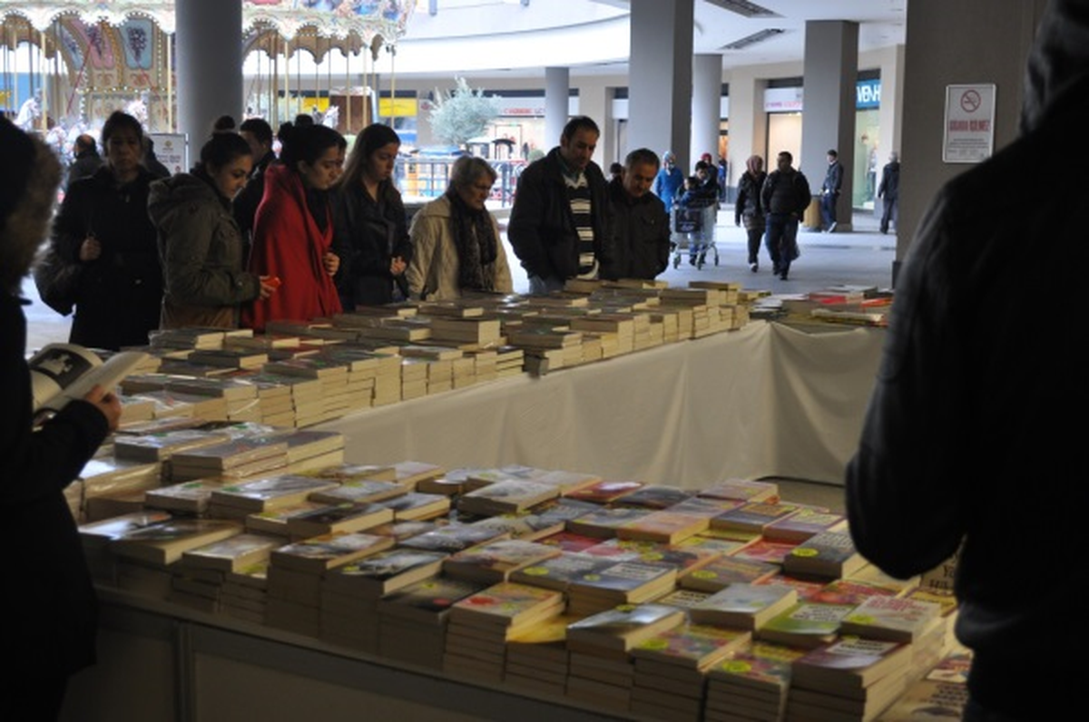 ArenaPark\'ta Kitap Fuarı Düzenlendi