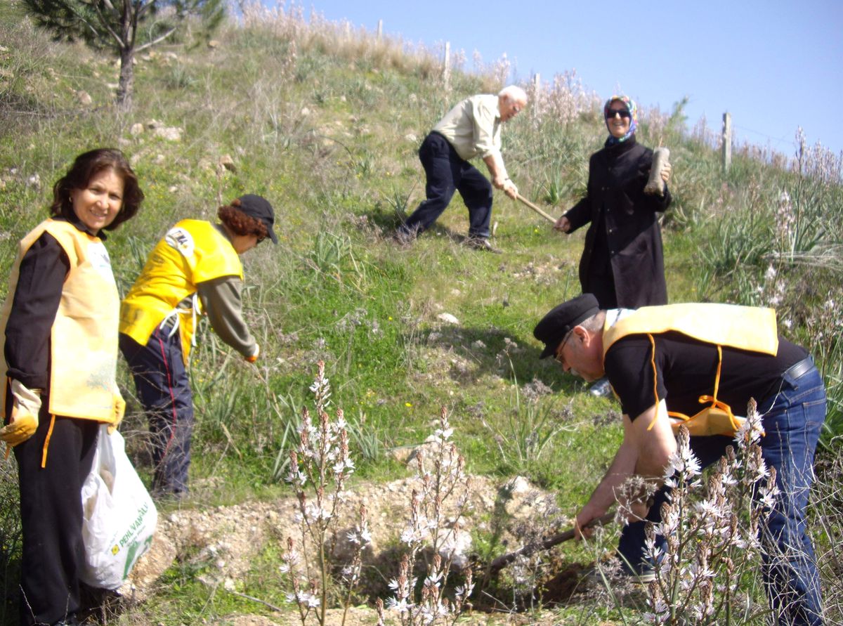 Aydınlı Öğretmenlerden Yeşile Anlamlı Destek