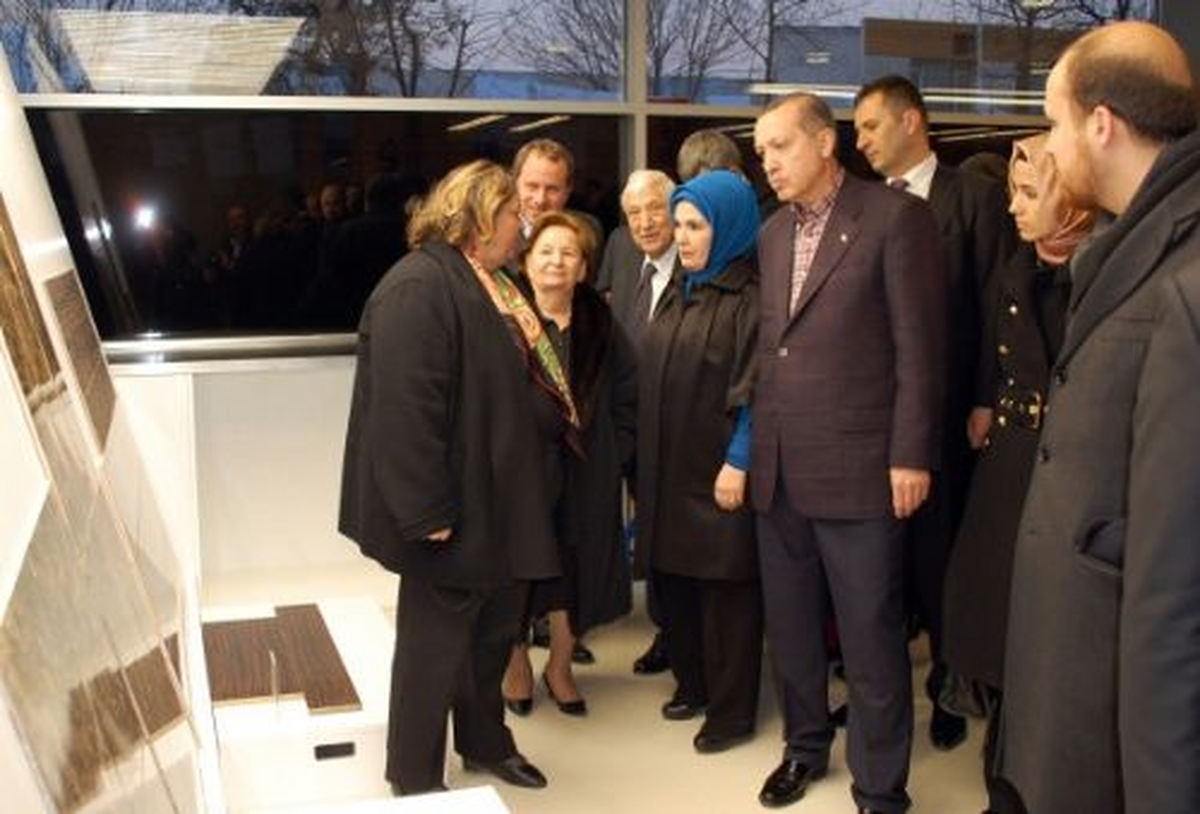 Başbakan Erdoğan\'a Seramik Tablo