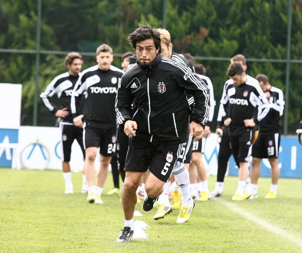Beşiktaş\'ta Mersin İdmanyurdu Maçı Hazırlıkları Sürüyor