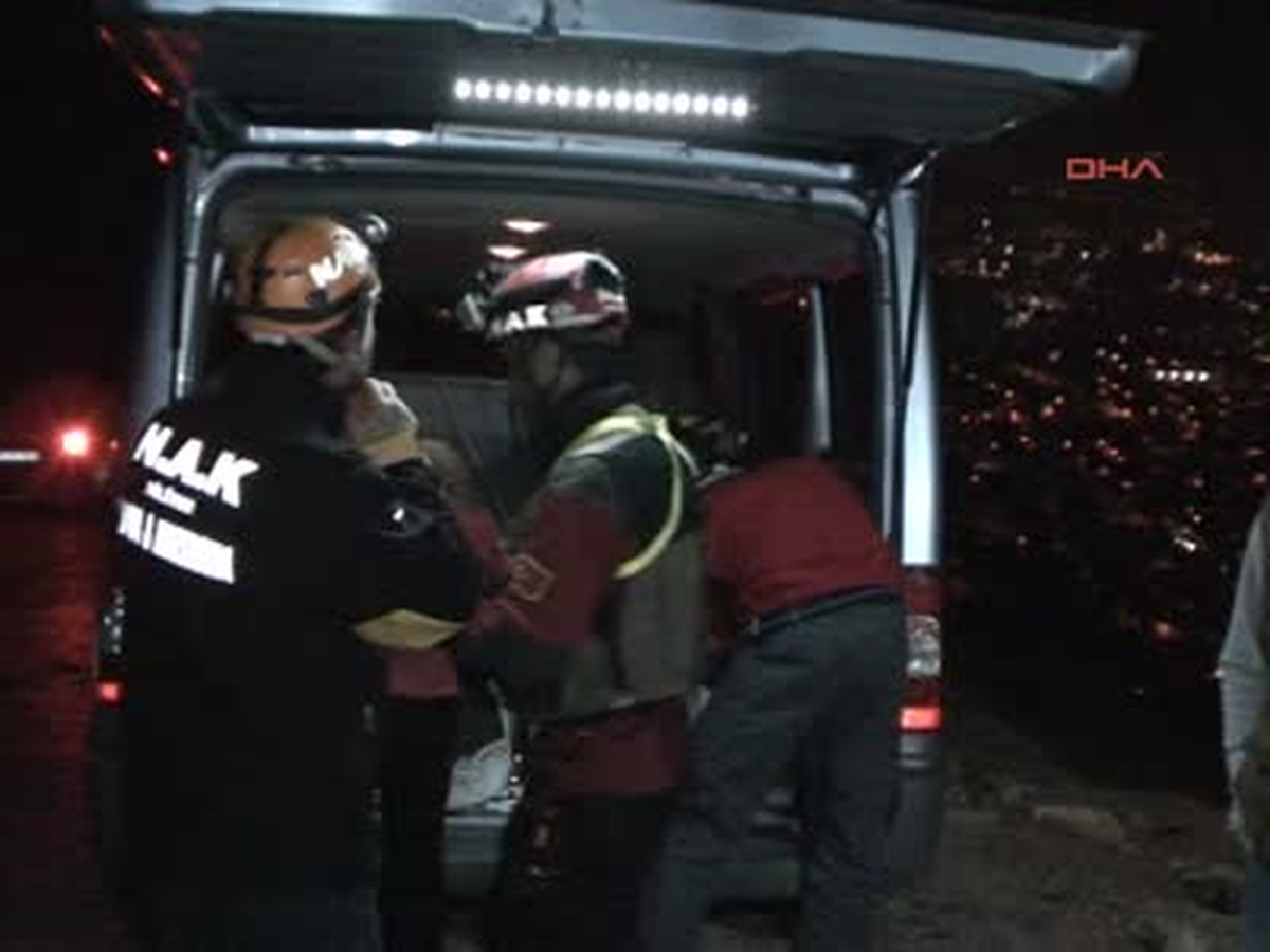 Bursa\'da Yaralı Yavru Ayı Seferberliği
