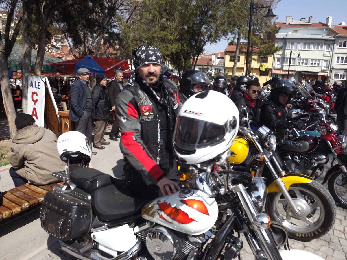 Bursalı Motosikletlilerin Odunpazarı Gezisi
