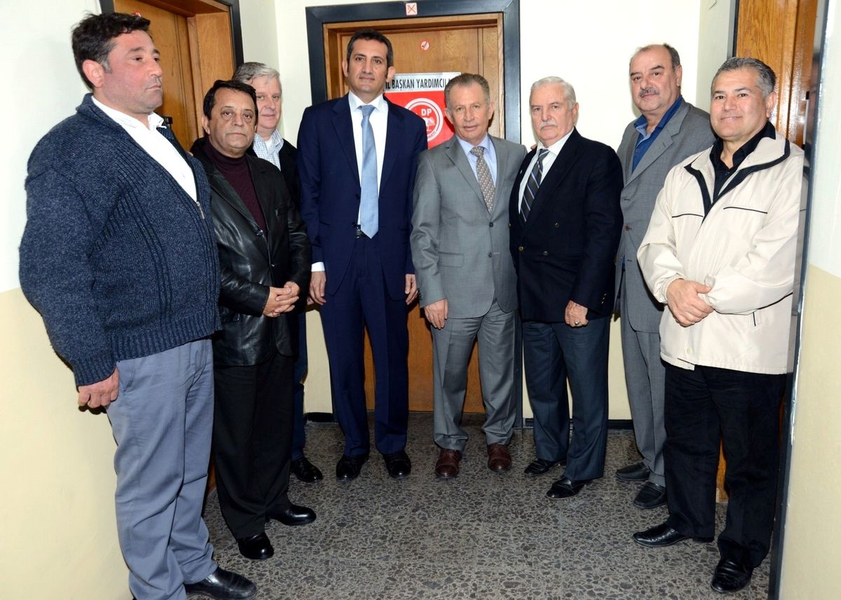 Ege Koop Başkanı Hüseyin Aslan Demokrat Parti İl Başkanı Gökhan Karatekin\'i Ziyaret Etti