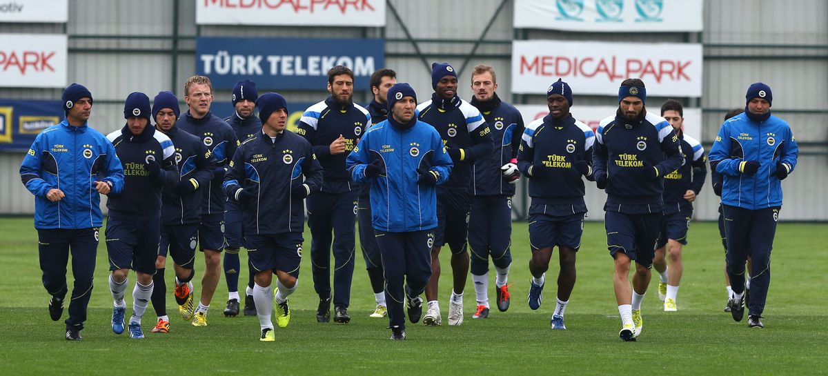 Fenerbahçe, Akhisar Maçına Hazırlanıyor