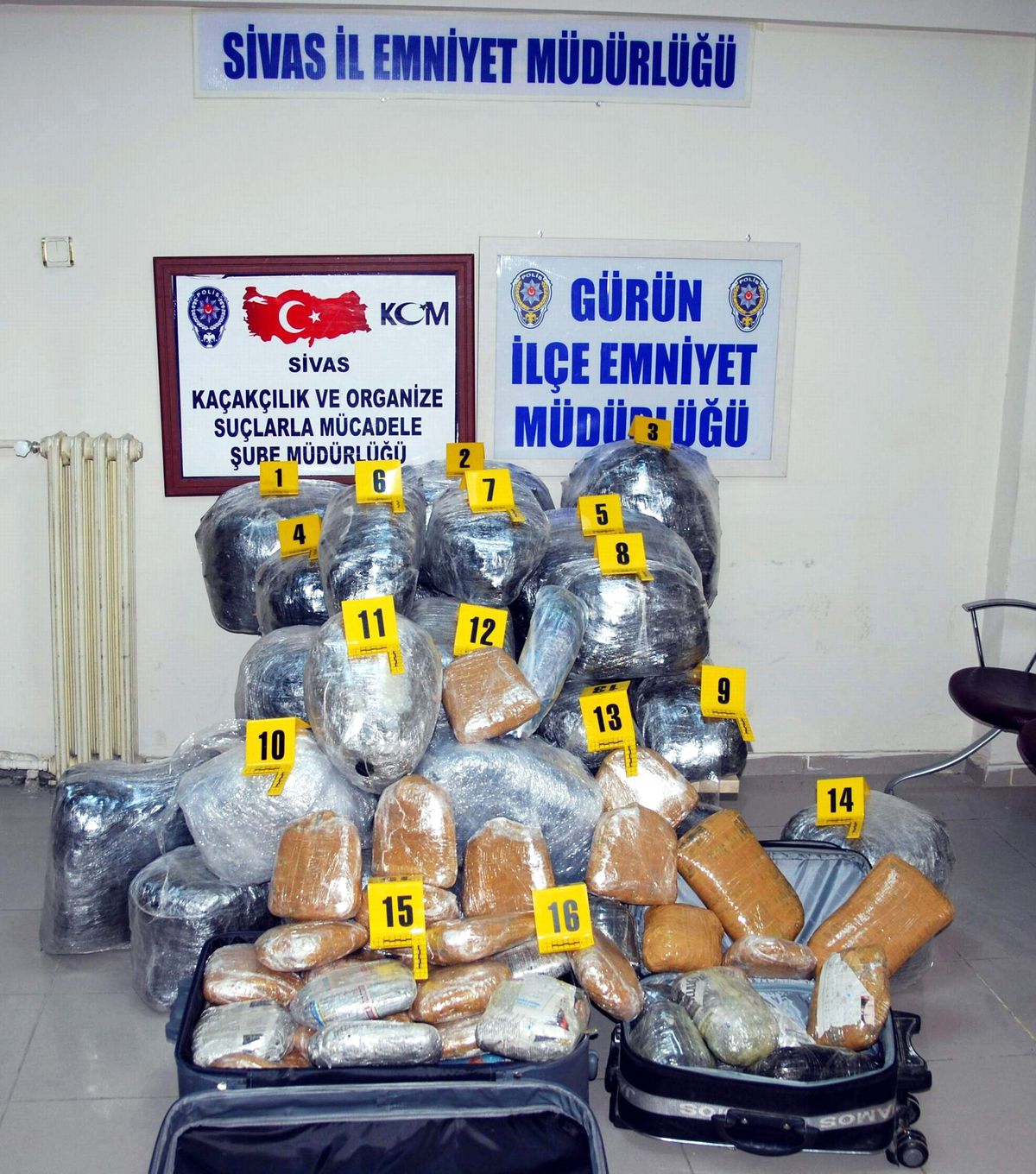 Gürün\'de 327 Kilo Esrar Ele Geçirildi