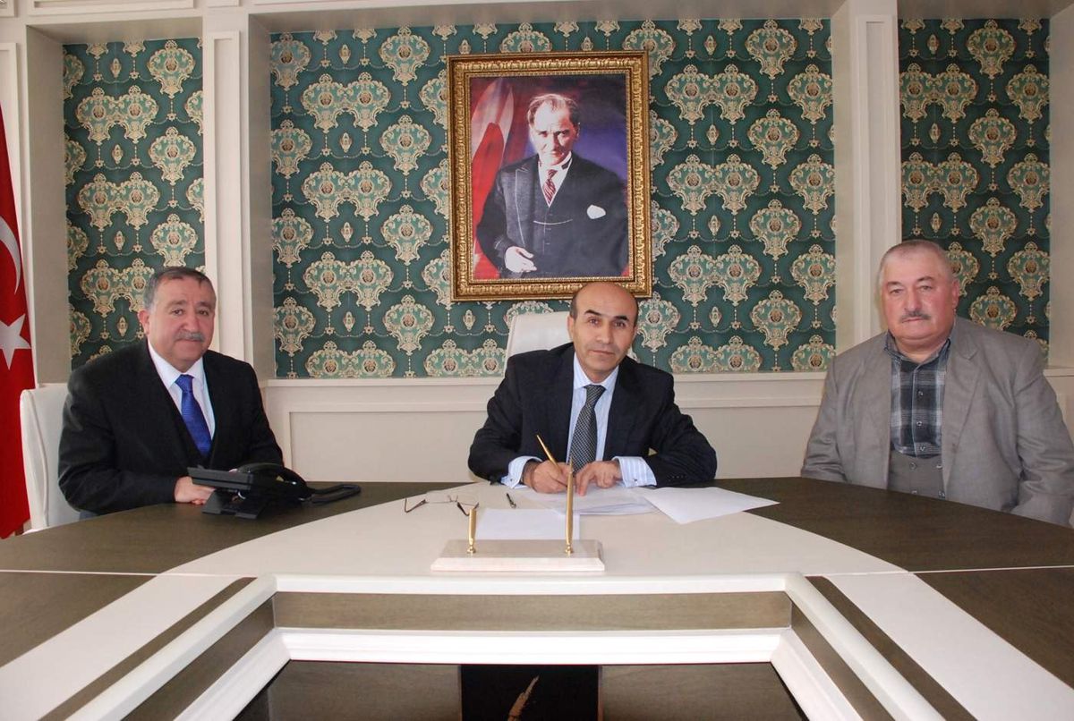 Hayırsever Abuzer Yıldırım Tut İlçesine Okul Yaptıracak