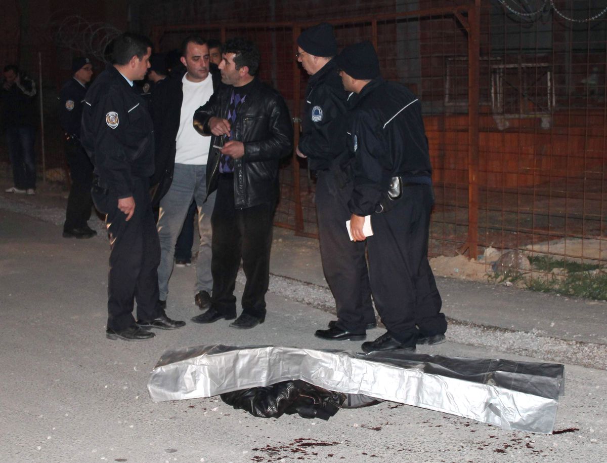 Hırsız, İş Arkadaşını Öldürmüş