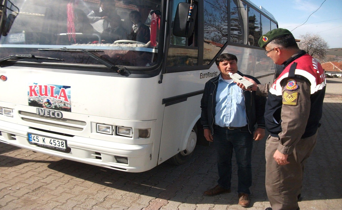 Jandarma Timlerinden Alkol Uygulaması