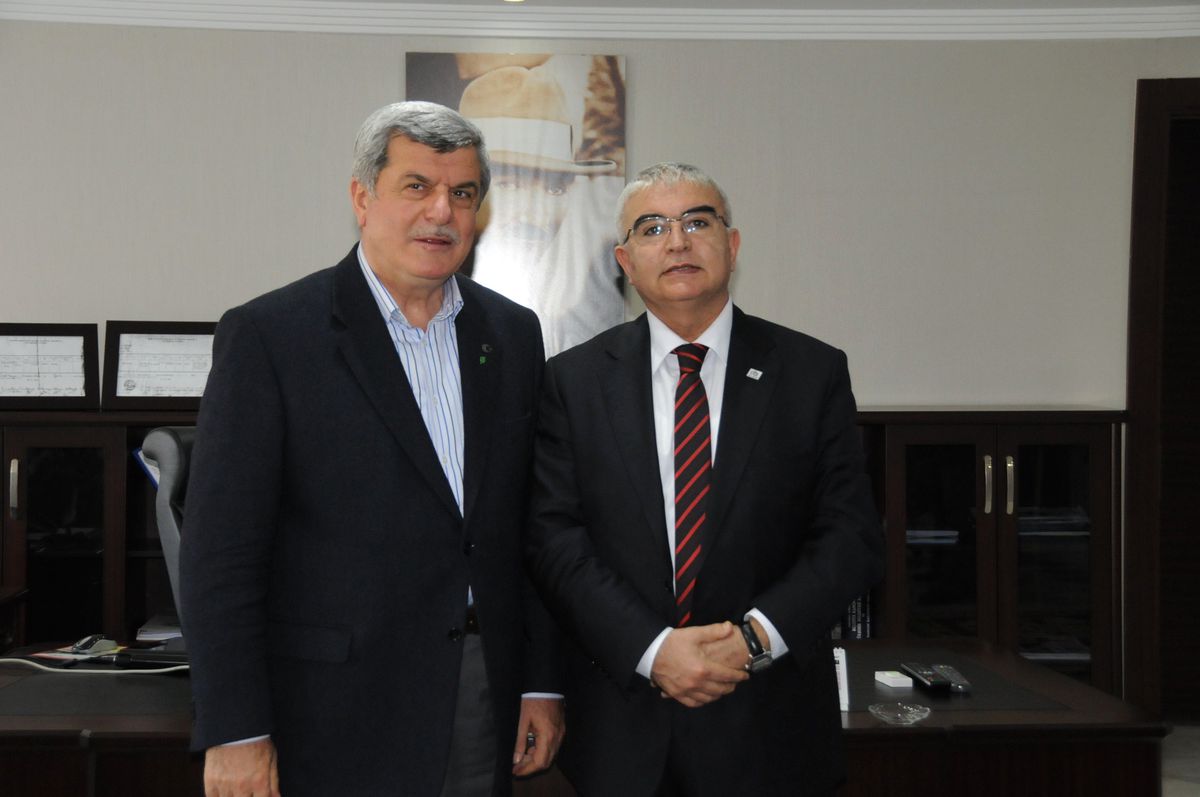 Kocaeli Büyükşehir Belediye Başkanı İbrahim Karaosmanoğlu\'ndan Başkan Baysan\'a Ziyaret