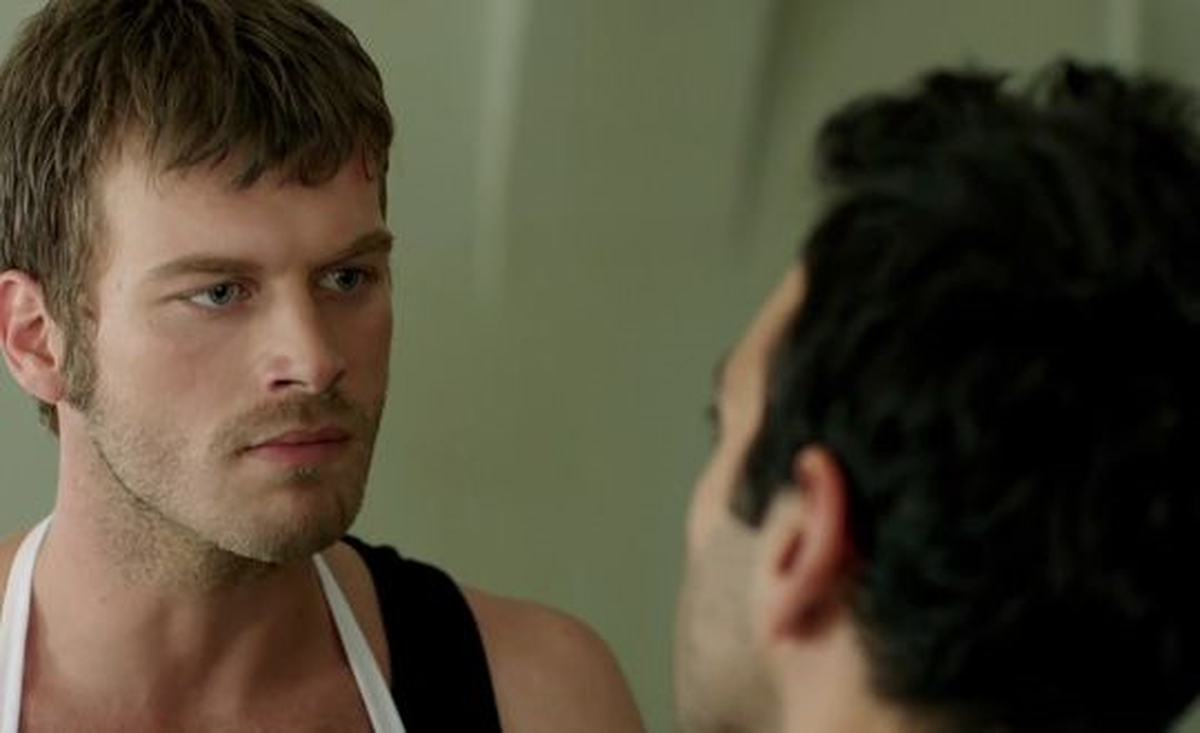 Kuzey Güney'de Kuzey ve Cemre Arasında Tek Engel Kaldı 27 Mart 2013 - İzle !