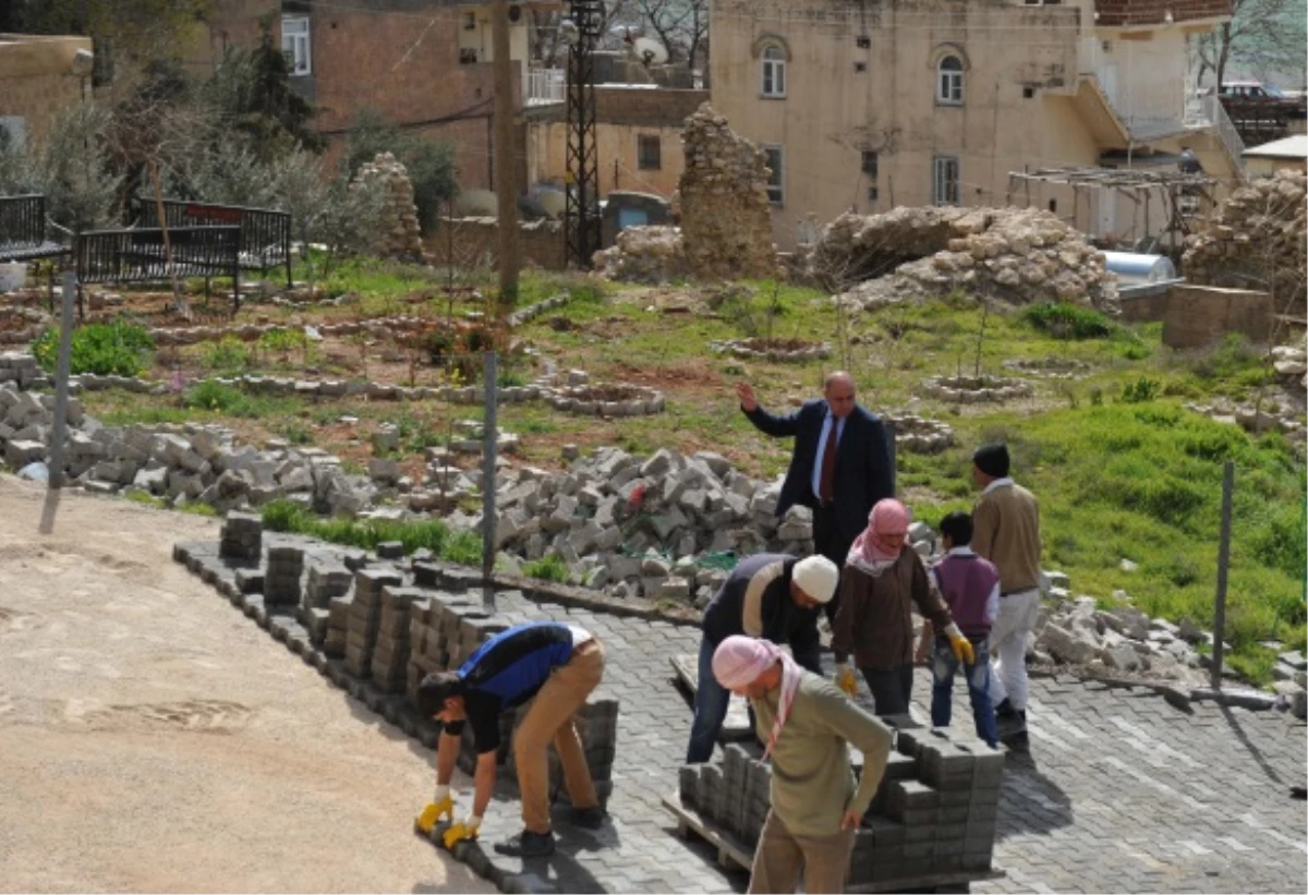 Mardin\'de Yol Yapım Çalışmaları