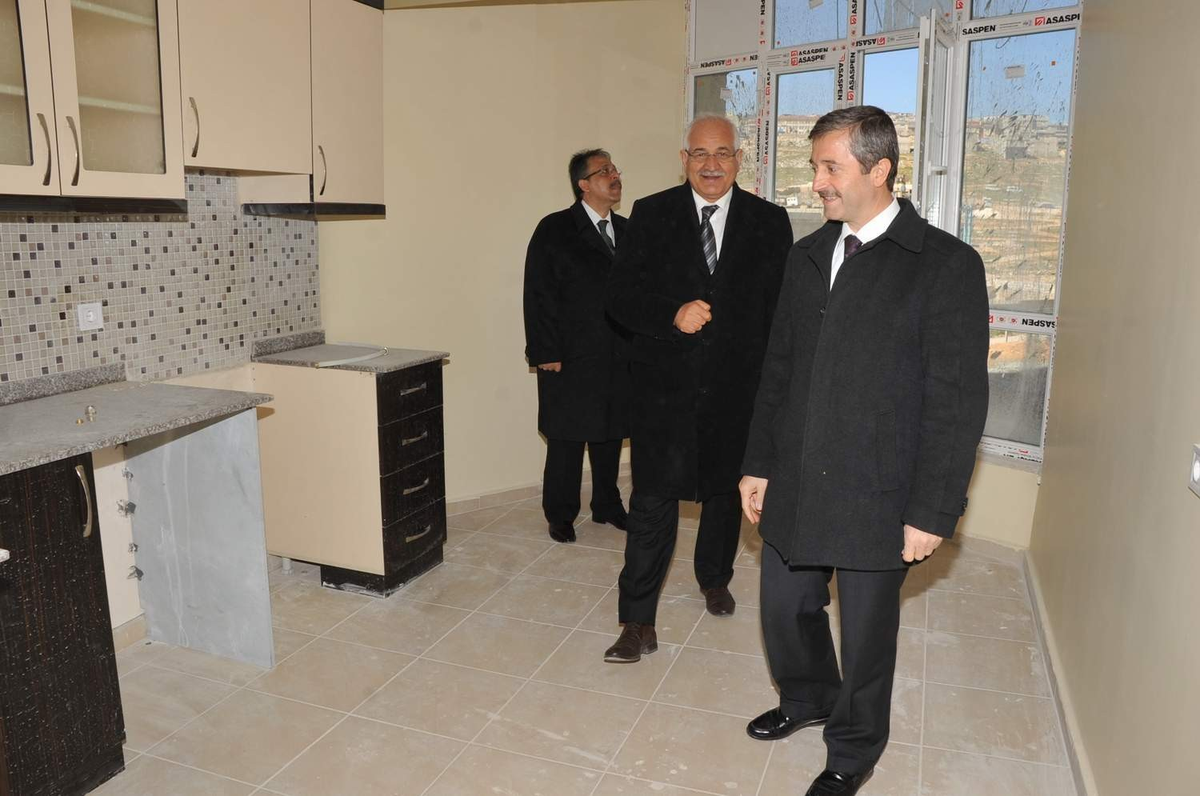 Milletvekili Erdoğan ve Mazıcıoğlu Yeşilvadi Konutlarını Gezdi