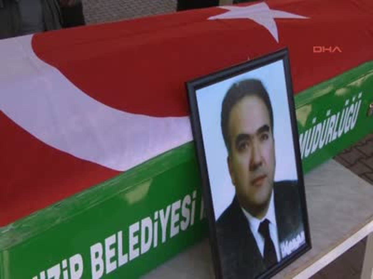 Vefat Eden Eski Gaziantep Milletvekili Toprağa Verildi