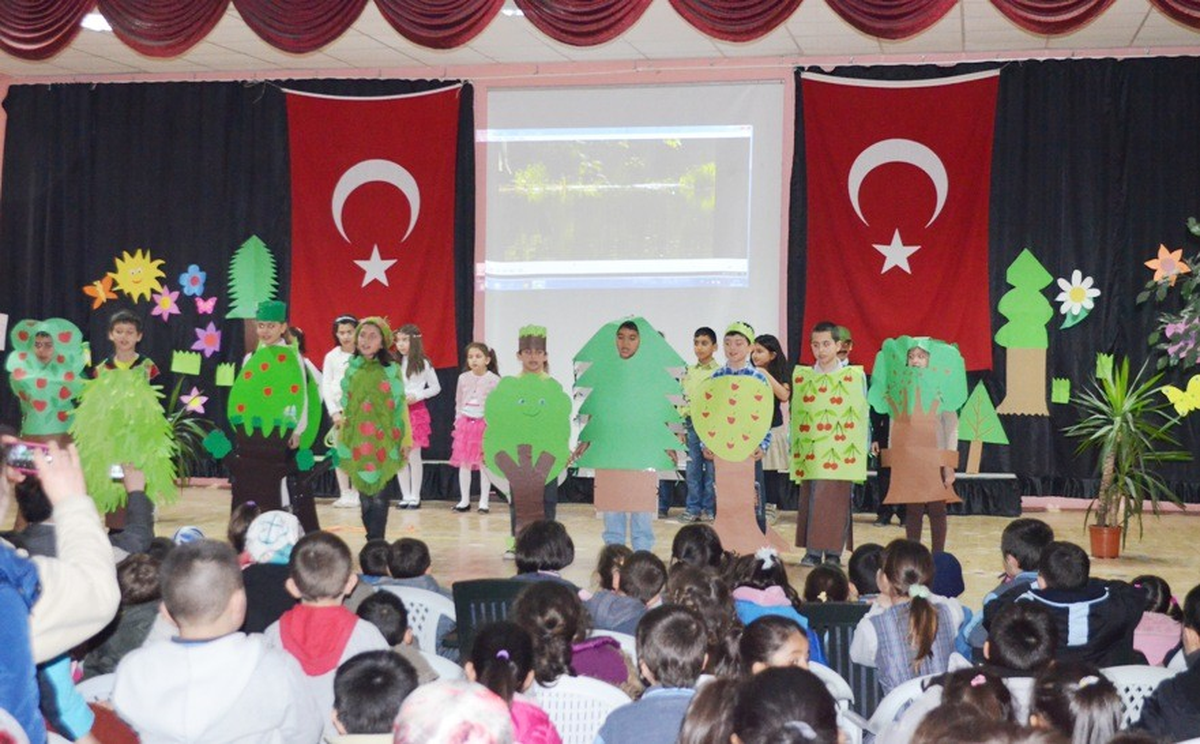 Öğrencilerden "Orman" Oyunu